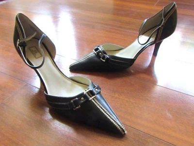 ANNE KLEIN ~New! Size 9.5 ~ Vintage Y2K! Mabandam Pointed Toe Buckle Strap Heels - Image 1 of 4