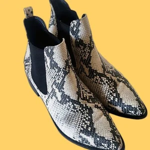 Steve Madden printed leather, two-tone Ankle boots size; 7.5M - Picture 1 of 7