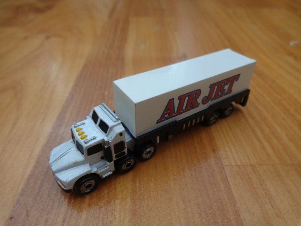 Vintage 90er Galoob Mikro Maschinen Luftjet Box Anhänger Gelenkfahrzeug - Bild 1 von 1