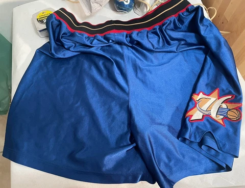 Champion Authentic Philadelphia 76ers shorts Sixers size 50 Iverson vintage 90s Cover