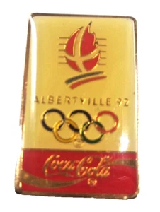 Spilla Sponsorizzata Vintage 1992 Olimpiadi Invernali USA Albertville Francia Coca Cola - Foto 1 di 2