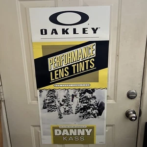 OAKLEY PERFORMANCE LINSENTÖNUNGEN DANNY KASS GROSSES LADENDISPLAY SCHILD MAGNET 18 x 36 - Bild 1 von 8