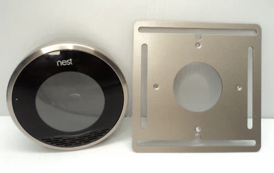 Nest  Learning Thermostat T100577 Silver Programmable A01 - Image 1 of 3