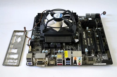 AsRock H77-Pro4M mATX Mainboard + Intel Xeon E3-1240 V2 3,40 GHz + 16GB DDR3 RAM - Bild 1 von 4