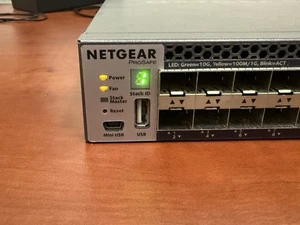 Netgear M4300-24xf - Picture 1 of 7