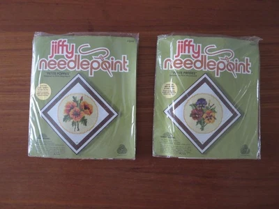 Amapolas y pensamientos pequeños Jiffy Needlepoint 5242 y 5243 NOS Foto 1 de 4