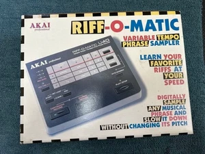 AKAI Professional MPC One secuenciador sampler independiente con caja manual envío y devolución desde - Imagen 1 de 12