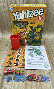 2003 Teenage Mutant Ninja Turtles Yahtzee Jr by Milton Bradley Near Complete