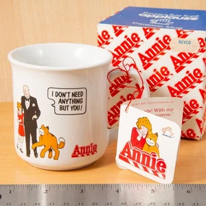 1981 Annie Trio Ceramic Mug / ANNIE SPECIAL Little Orphan VINTAGE COLLECTION - Picture 1 of 4