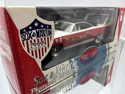 1/18 Ertl Sox & Martin Plymouth 1970 Superbird hierba rara sin velas Foto 1 de 4