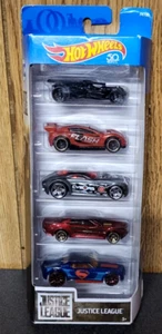 Hot Wheels 2017 Justice League 5 Pack Batman Flash Cyborg Superman Wonder Woman! - Picture 1 of 9