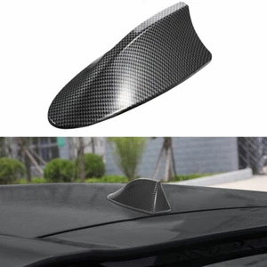 Shark Fin Roof Auto Car Antennas Carbon Fiber Radio FM/AM Antena Radio Screw - Foto 1 di 12