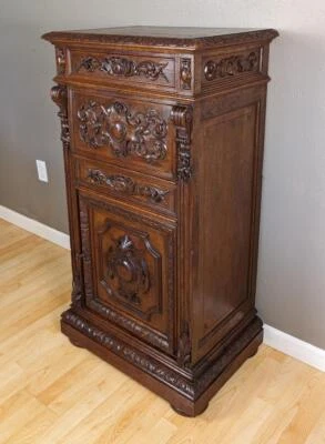 Mesa auxiliar/armario de almacenamiento/lámpara francesa antigua renacentista Foto 1 de 4