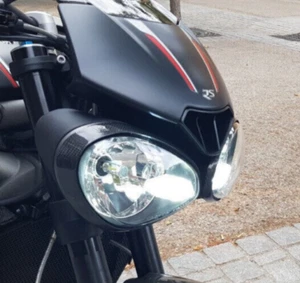 Triumph Speed Triple RS 2016 2017 2018 2019 2020 Carbon Plain Headlight Trim - Picture 1 of 4