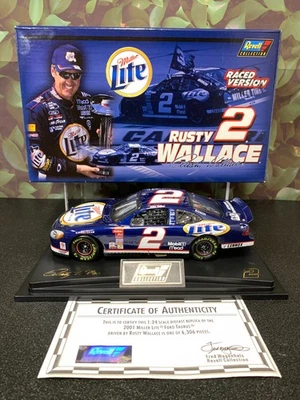 REVELL RUSTY WALLACE #2 2001 MILLER LITE FORD TAURUS RACED VERSION 1:24 - Image 1 of 4