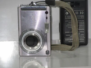 PENTAX  Optio S5i 5.0MP Digital Camera - Silver - Picture 1 of 10