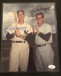 FOTO AUTO FIRMADA POR JOE DIMAGGIO DOM DIMAGGIO HOF YANKEES RED SOX JSA LOA ¡Como nueva! - Imagen 1 de 5