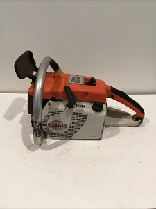 STIHL 031 AV Motorsäge für Ersatzteile oder Reparatur (ohne Stange oder Kette) - Bild 1 von 10