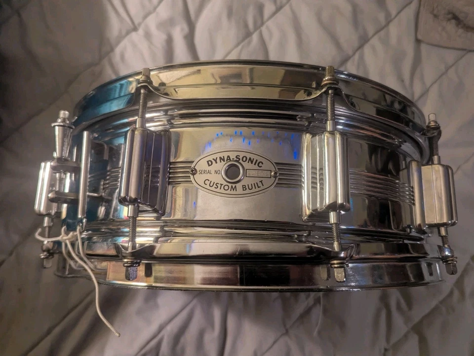 Tambor de latón Rogers Dynasonic 14x5 vintage clásico americano  Foto 1 de 4