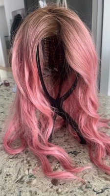 Belle Tress Maxwella 22 Foto 1 de 2