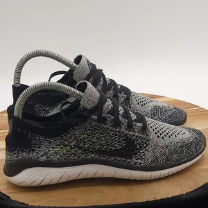 Nike Free RN Flyknit Damengröße 7 schwarz weiß Oreo Turnschuhe Laufschuhe - Bild 1 von 18