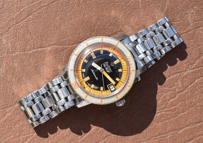 Rare Model Zodiac Seawolf Orange Blaze Dive Watch w/ Original Band BRIGHT COLORS - Image 1 of 4