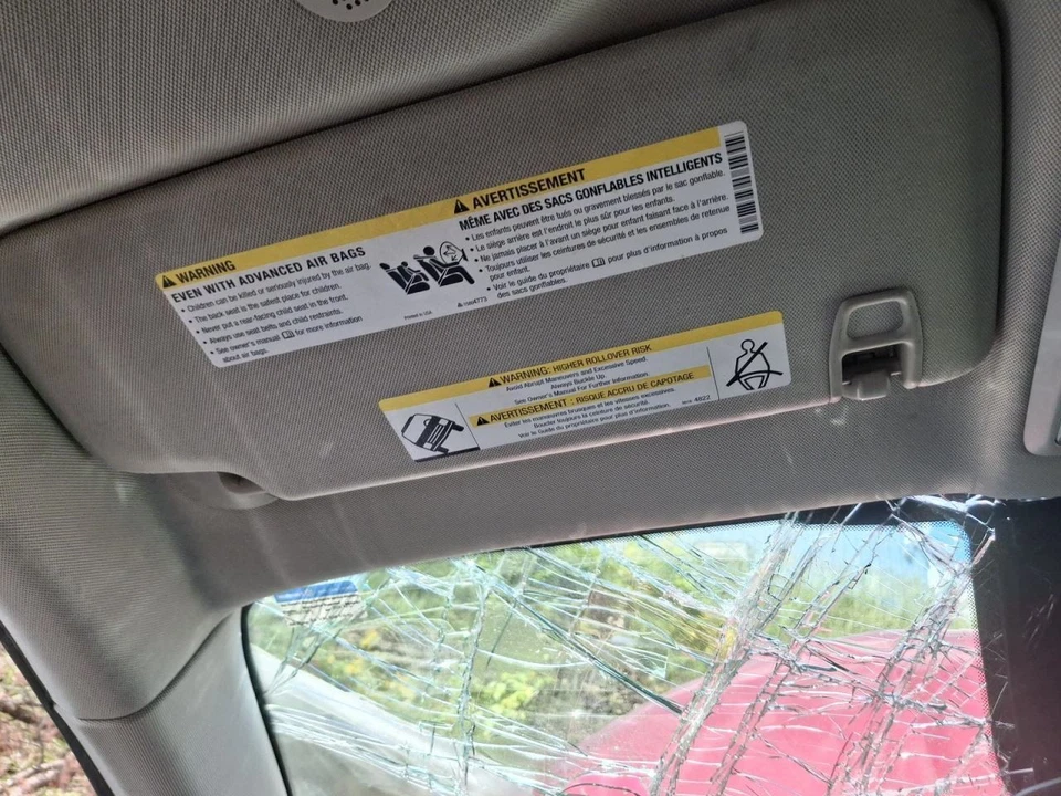 2019 Buick Encore Driver Left Sun Visor Gray Used OEM 268-02109BL 108K Miles Foto 1 de 1