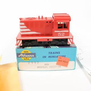 Athearn HO Scale Red Hustler Diesel Switcher Locomotive Kit 2992 DC Powered
