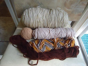 Crafts 1 1/3 Pound Assorted Brown/Tan Yarn Remnants - Picture 1 of 3