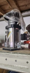Grundfos CRN2-100 U-P-G-BUBE model D 40130070 P1 9541 centrifugal pump - Picture 1 of 5