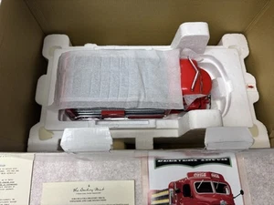 Danbury Mint 1938 Coca-Cola Delivery Truck – Brand New (Minor Flaw) - Picture 1 of 14