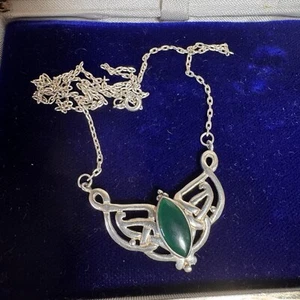 Vintage 925 Sterling Silver  Green Stone Ornate Celtic Necklace KH96 Kit Heath - Picture 1 of 5