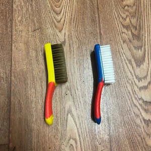 Weiche & harte Borsten Schuhputzbürste Set - Trainer Sneaker Stiefelreiniger - Bild 1 von 6