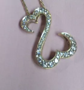 Jane Seymour 14k Yellow Gold Open Heart 1.0ctw Diamond Pendant Necklace - Picture 1 of 15