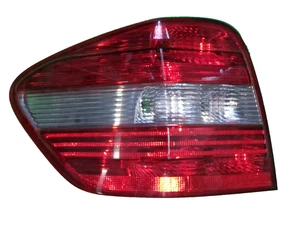 Mercedes Benz ML W164 Left Tail Light A1648201964 01 Brake Light - Picture 1 of 2