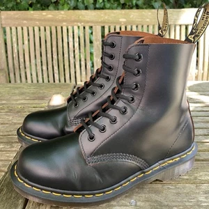 Dr Martens Black 1460 Made in England Boots Vintage 8 Loch Uk 6 Eu 39 - Bild 1 von 17