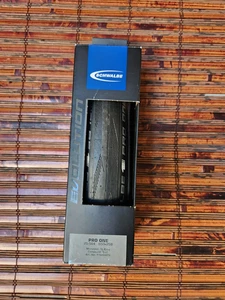 SCHWALBE PRO ONE 25-584 650 X 25B EVOLUTION ONE TUBELESS TIRE 11600874 - Picture 1 of 11