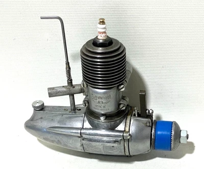 Ottimo 1937 Syncro Ace .56 Spark Ign. Modellino aereo/tether motore auto - Immagine 1 di 2