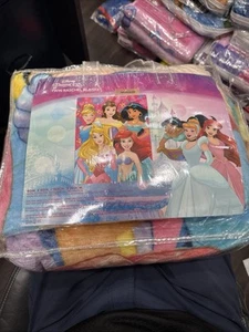 Disney Princess-themed throw blanket 60”X80” Twin Bed - Picture 1 of 5
