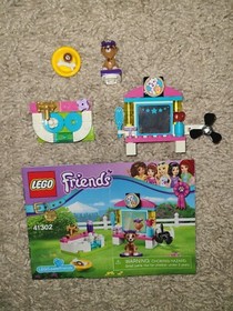 LEGO FRIENDS Puppy Dog Pampering Set #41302 100% complete plus Manual Booklet