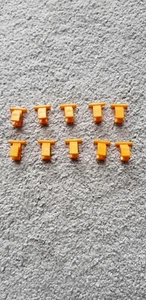 10 Knex roller coaster orange building clip connectors. VGC - Picture 1 of 4
