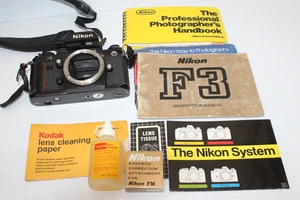 Nikon F3 analoge Spiegelreflexkamera 35 mm nur Gehäuse mit Anleitung getestet funktioniert - Bild 1 von 11