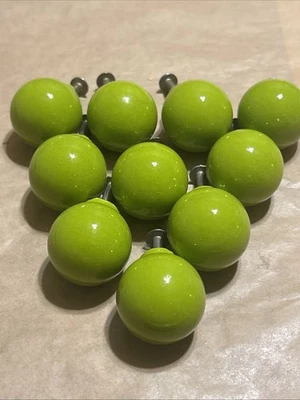 10 1960's Ceramic Vintage drawer Knob Cabinet or Drawer Knobs LIME GREEN AVACADO - Изображение 1 из 4