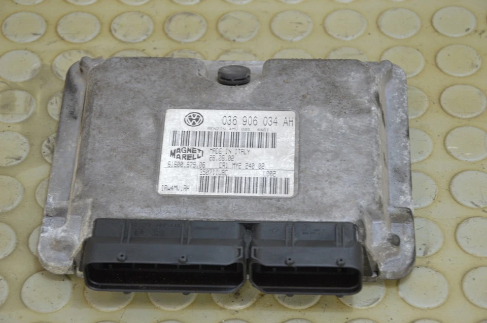 25601 Centralina motore Seat Ibiza III 1.4 b dal 2001 al 2009 cod 036906034ah - Immagine 1 di 4