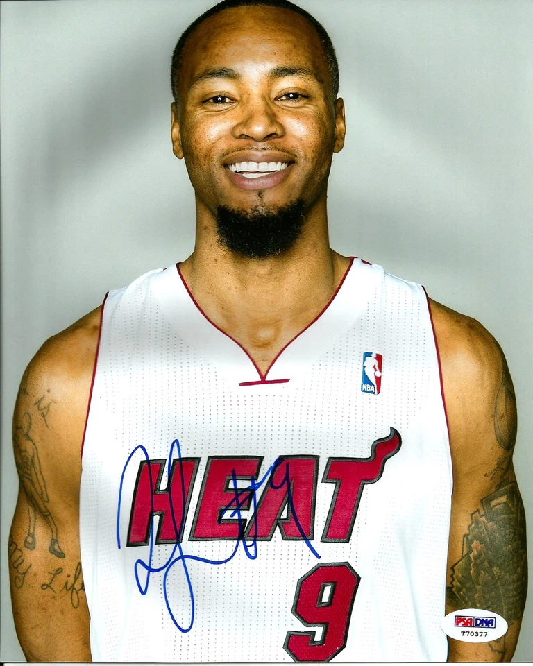 Rashard Lewis MIAMI HEAT NBA Basketball Signed 8X10 Photo PSA/DNA COA - Image 1 of 1