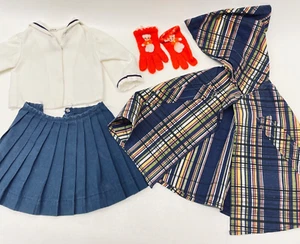 Capa de lluvia a cuadros estilo Shirley Temple de colección con atuendo extra - Imagen 1 de 7