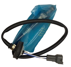 GENUINE GM 30028571 HEATED Oxygen Sensor 8601J3  FOR SUZUKI Aerio, Esteem - Picture 1 of 3