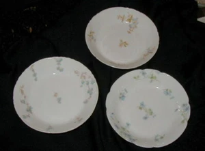 3 cuencos de bayas de porcelana limoges franceses vintage con flores delicadas, 3 patrones - Imagen 1 de 7