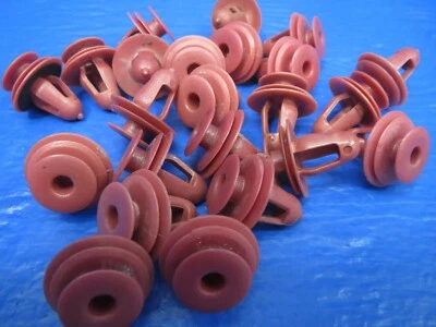 Toyota 4runner Limited 1999 panel de puerta clip clips rojo cantidad 23 OEM B24 Foto 1 de 4