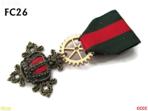 Steampunk gothic badge brooch pin drape Medal red green bronze crown #FC26 - Picture 1 of 6
